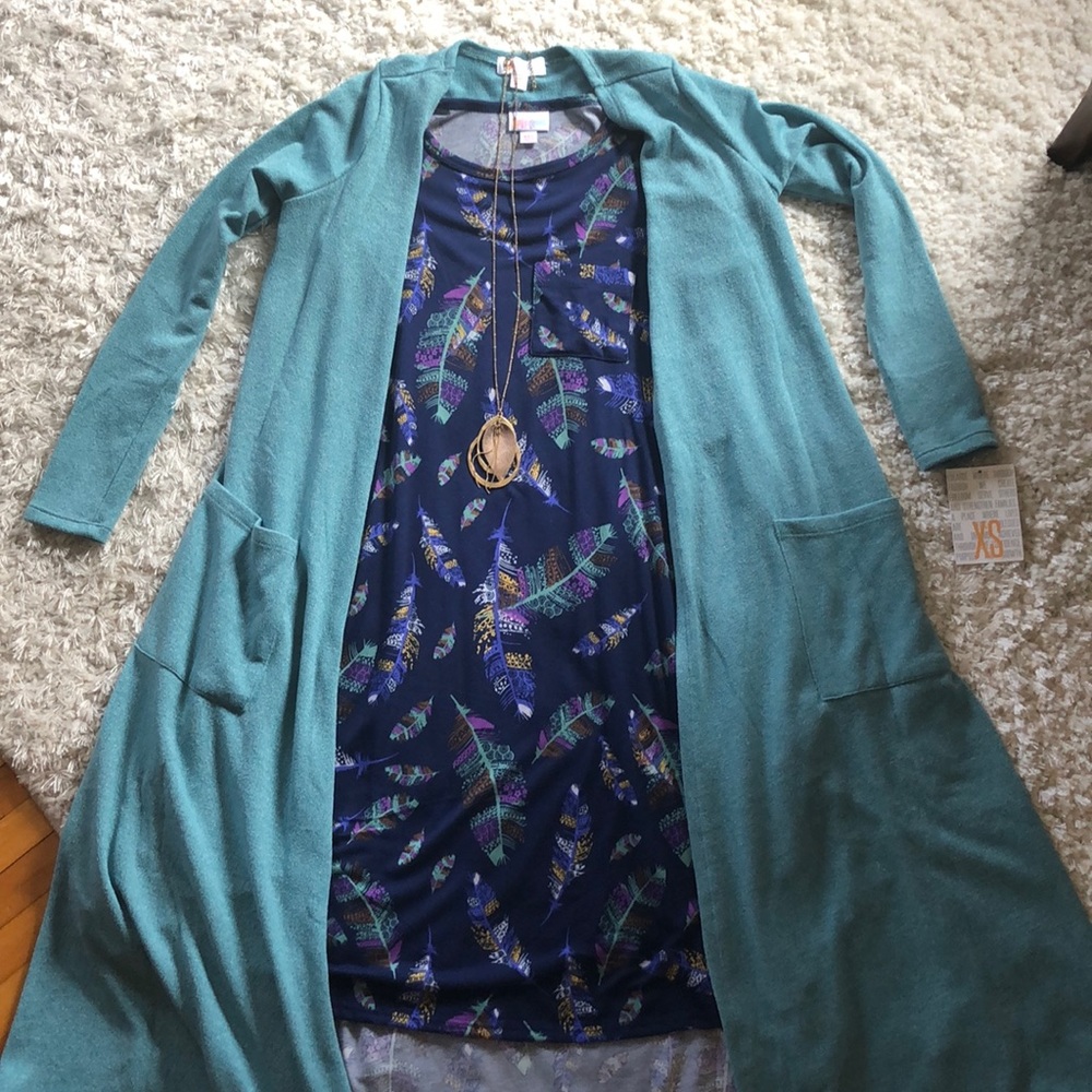 NWT LulaRoe Sarah and Carly Outfit